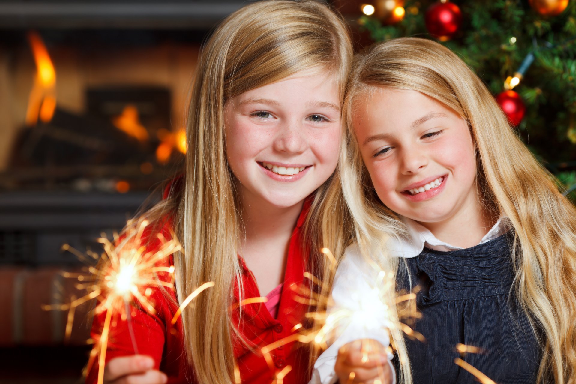 merry-christmas-new-year-sparklers-little-girls-smiling-happy-child-children-lights-merry-christmas-new-year-sparklers-little-girl-smile